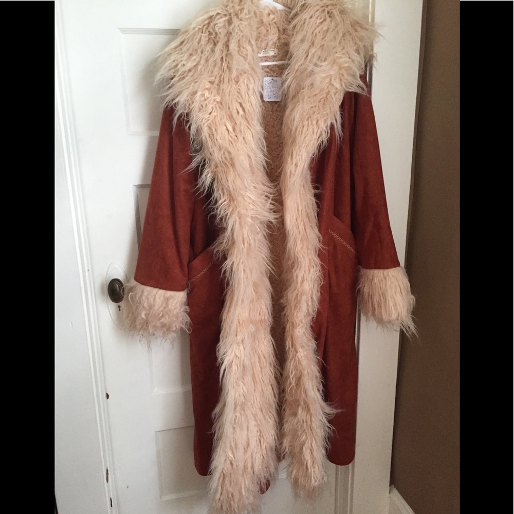 SALE: OFFER $425 TODAY ONLY Joan Jacket - Picture 7 of 14